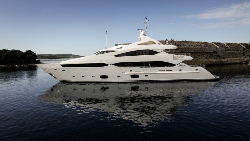 40 meter yacht charter